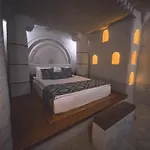Local Cave House 3*