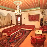 Local Cave House 3* Гореме