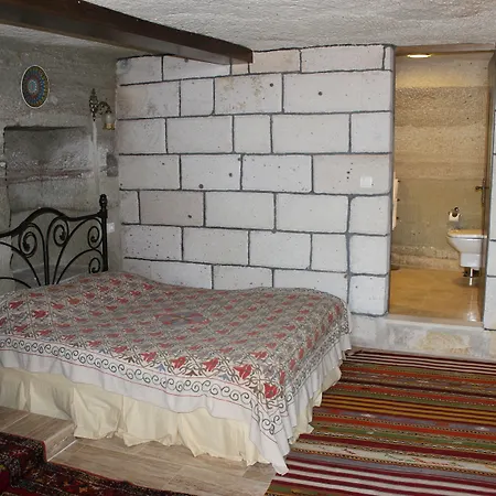 Hotel Local Cave House