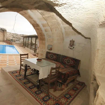 Hotel Local Cave House