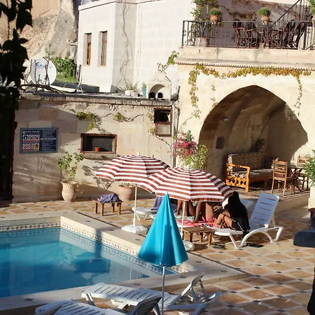 Hotel Local Cave House