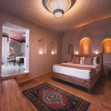 Hotel Local Cave House 3*