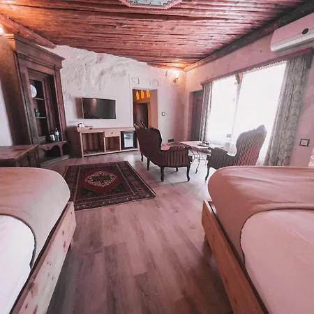 Local Cave House 3* غوريمِيه