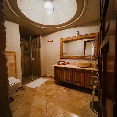 Local Cave House Hotel Göreme