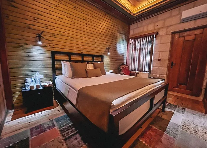 Hotel Local Cave House 3*