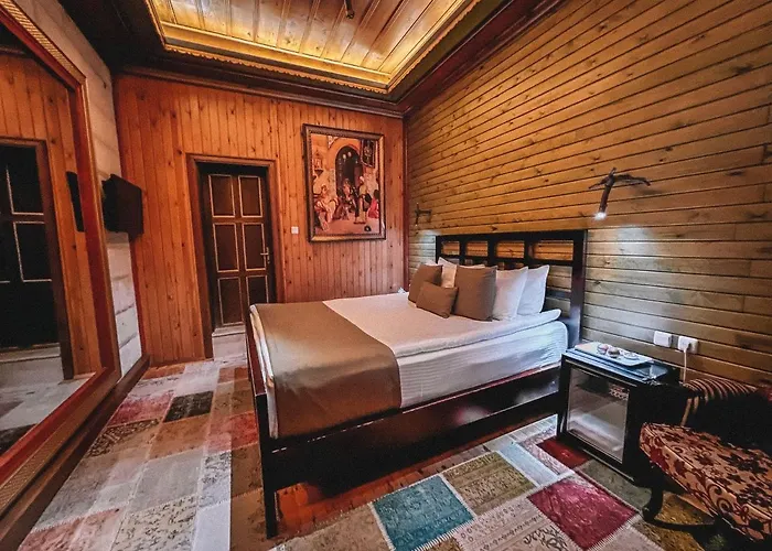 Local Cave House 3* 格雷梅