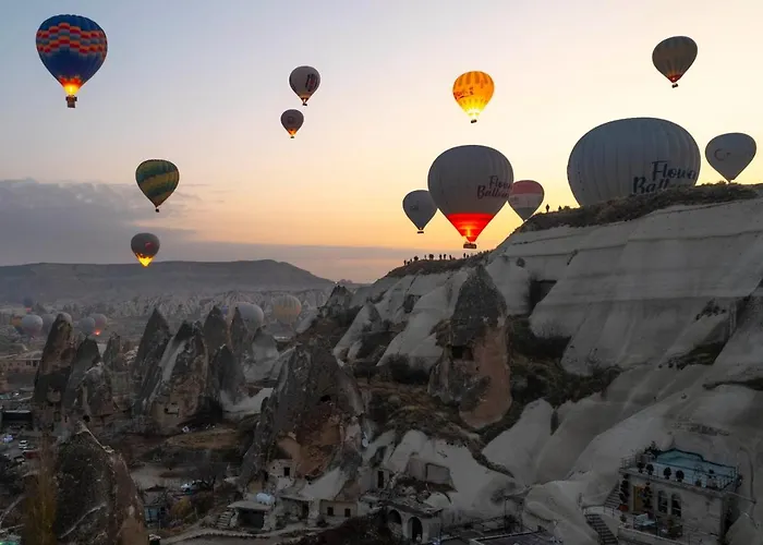 Local Cave House Göreme