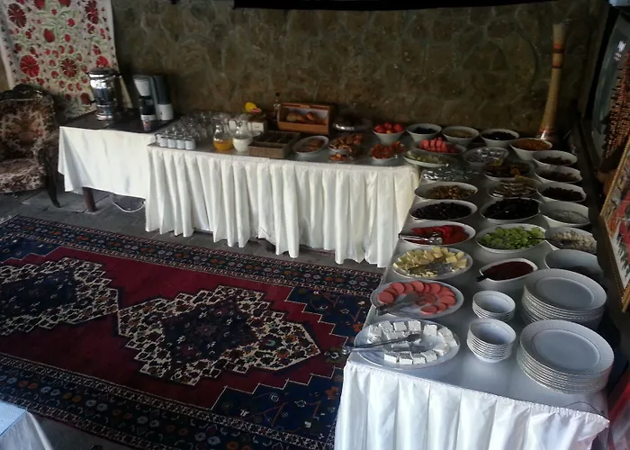 Hotel Local Cave House 3*