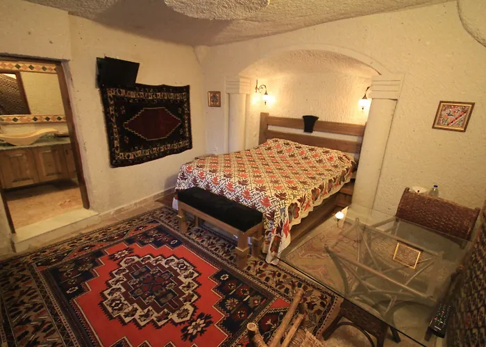 Hotel Local Cave House 3*