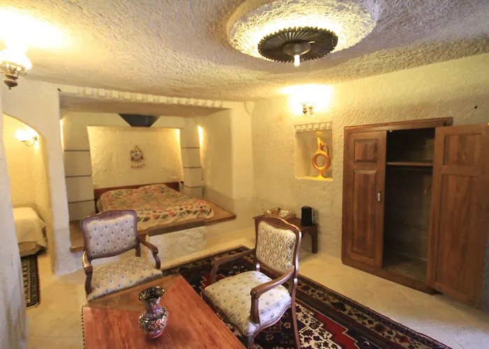 Local Cave House 酒店 格雷梅