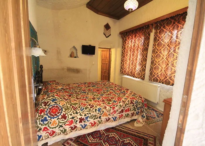 Local Cave House 格雷梅