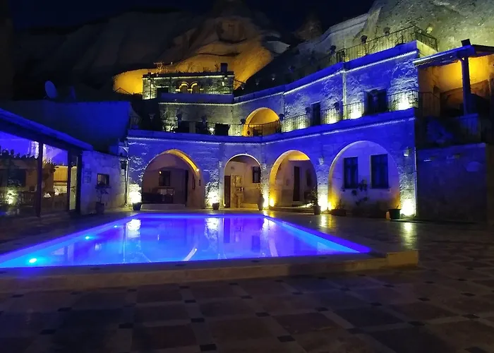 Local Cave House Hotel Göreme