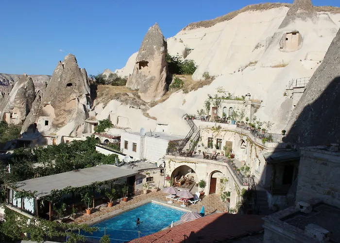Hotel Local Cave House 3*